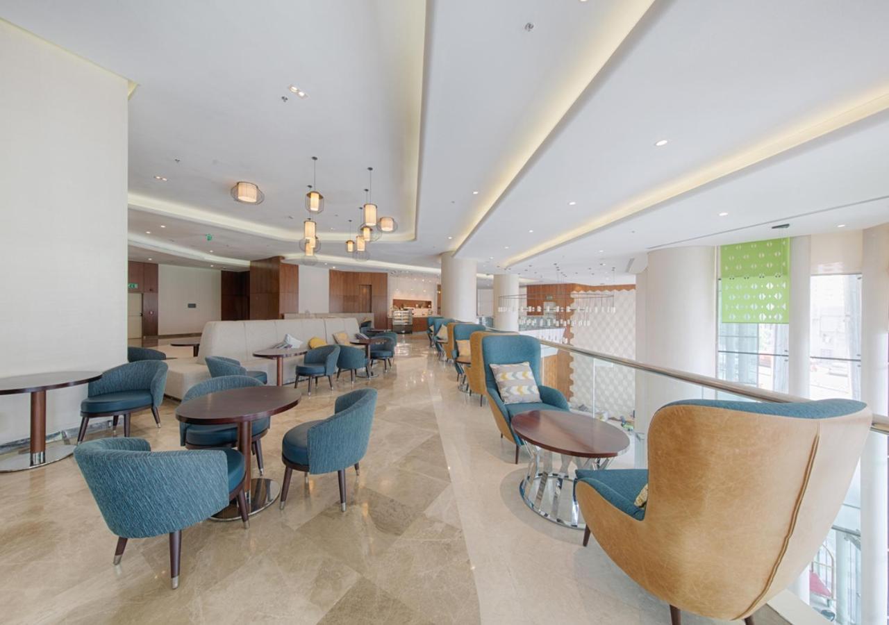 Holiday Suites Al Azizia 메카 외부 사진 The hotel's lobby